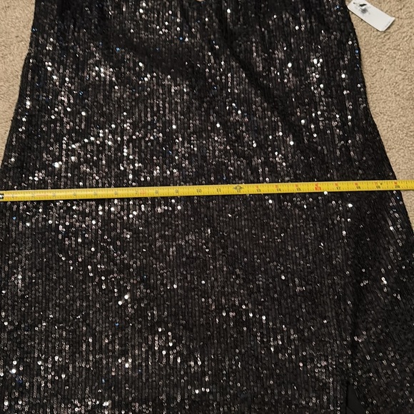 NWT Black Sequin Dress With Side Slit Size 12 - Picture 14 of 16